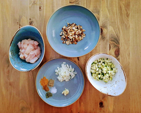 Kochbox - Arepas Coco-Curry Pollo - mit Kokosmilch-Curry, Gemüse und Hähnchen