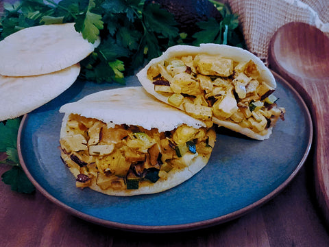 Kochbox - Arepas Coco-Curry Vegi - mit Kokosmilch-Curry, Gemüse und Soja